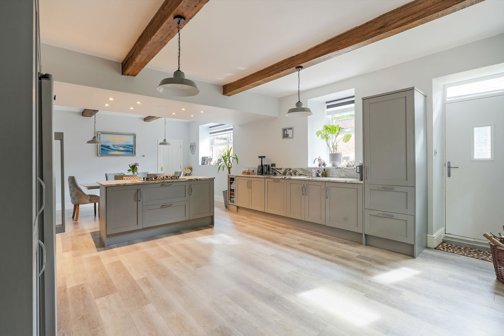 90 Southgate Eckington